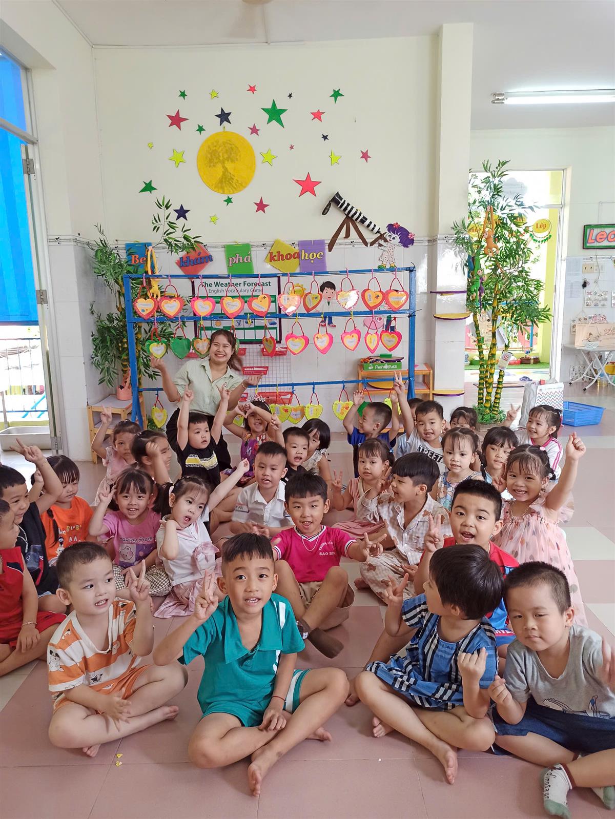 L&agrave;m thiệp tặng c&ocirc;